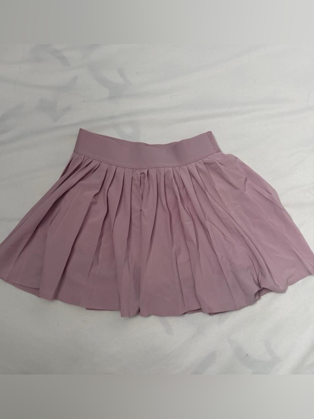 🎀 Aritzia Golden Pleated Tennis Skirt – Pink – Size XS